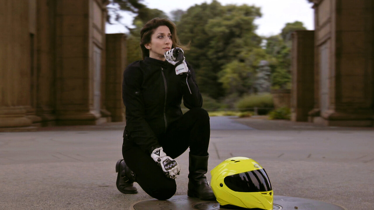 Watch Chelsea Peretti: One of the Greats | Netflix Official Site